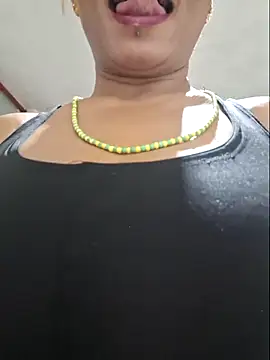 gatadeojosclaros online show from 5, 4, 2026