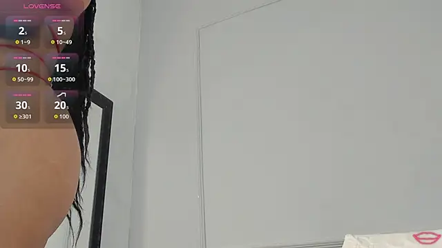 BrianaHazel online show from 2, 5, 2026