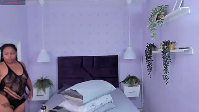 Snapshot of BrianaHazel chatting on 20, 10, 2025 BrianaHazel online show from 20, 10, 2025