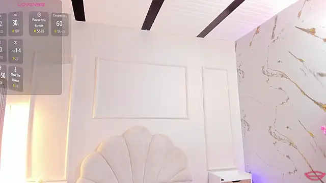 BrianaHazel online show from 4, 6, 2026
