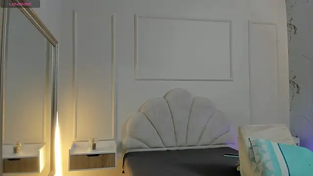 BrianaHazel online show from 24, 6, 2026