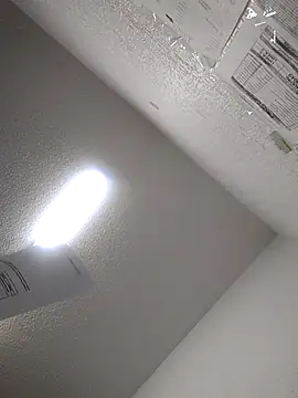 Isaanegrito online show from 1, 12, 2025