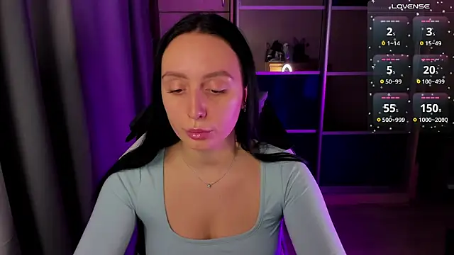 Christy Calypso online show from 3, 2, 2025