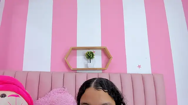 ISABELLA 020 online show from 9, 3, 2026