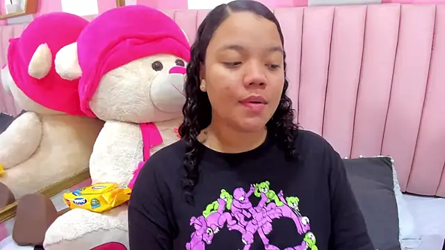 ISABELLA 020 online show from 18, 10, 2025