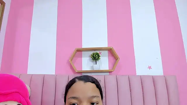 ISABELLA 020 online show from 11, 2, 2026