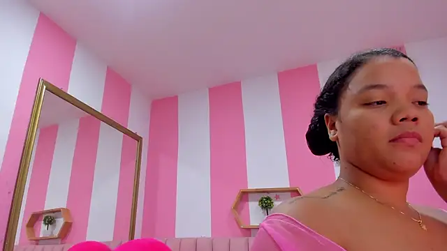 ISABELLA 020 online show from 28, 10, 2025