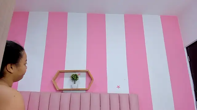 ISABELLA 020 online show from 3, 2, 2026