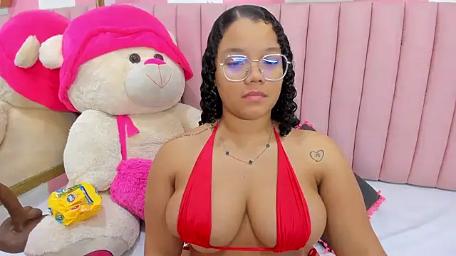 ISABELLA 020 online show from 11, 11, 2025