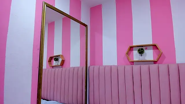 ISABELLA 020 online show from 27, 10, 2025