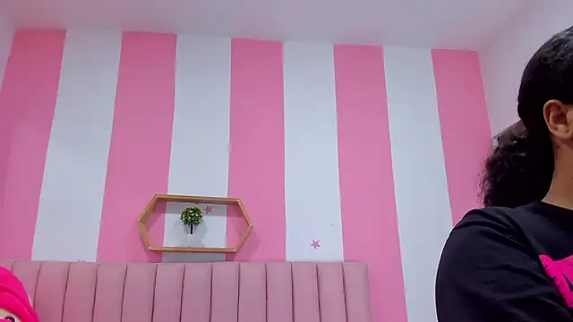 ISABELLA 020 online show from 21, 10, 2025