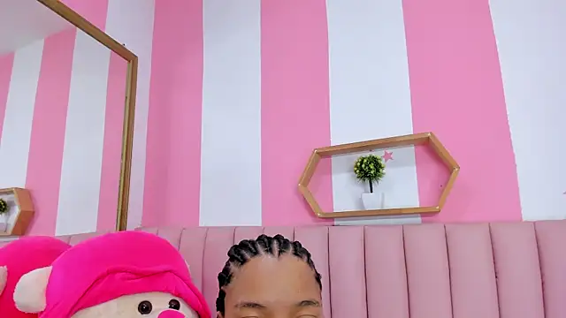 ISABELLA 020 online show from 9, 4, 2026