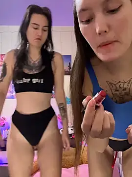 Snapshot of Heart_Ass chatting on 4, 12, 2024 Heart Ass online show from 4, 12, 2024
