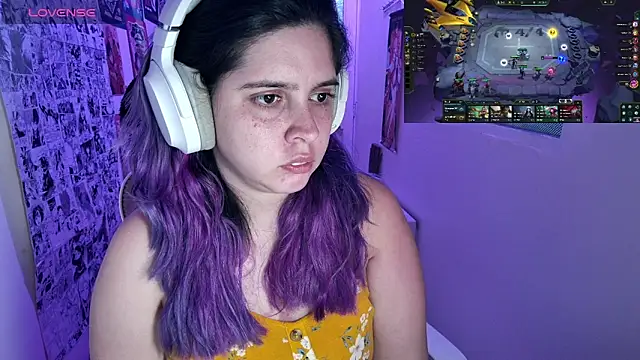 Snapshot of Vallolet_Spencer chatting on 4, 4, 2026 Vallolet Spencer online show from 4, 4, 2026