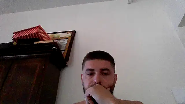 Snapshot of Dat1994 chatting on 12, 2, 2025 Dat1994 online show from 12, 2, 2025