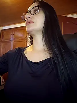 preetypeach online show from 7, 10, 2025