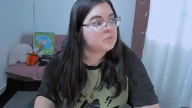 Snapshot of Aria_Fullbuster chatting on 9, 11, 2025 Aria Fullbuster online show from 9, 11, 2025