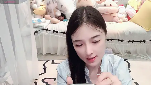 Snapshot of AKiKi711 chatting on 4, 5, 2026 AKiKi711 online show from 4, 5, 2026