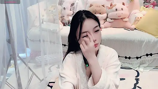 AKiKi711 online show from 1, 4, 2026