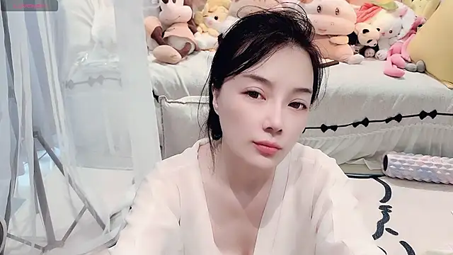 Snapshot of AKiKi711 chatting on 11, 7, 2026 AKiKi711 online show from 11, 7, 2026