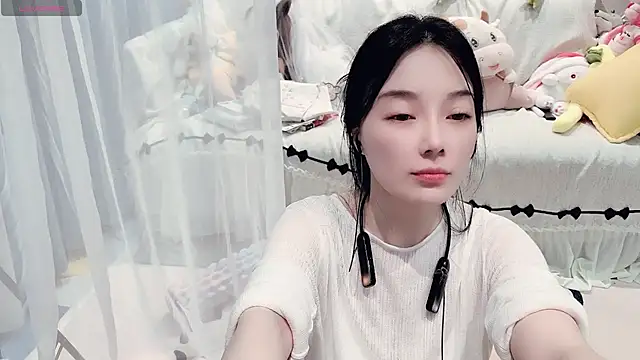 Snapshot of AKiKi711 chatting on 31, 5, 2026 AKiKi711 online show from 31, 5, 2026