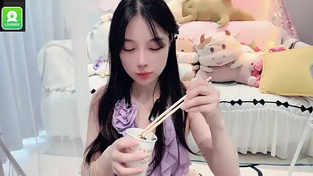 AKiKi711 online show from 13, 9, 2025