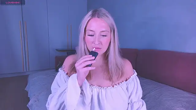 Snapshot of Oh_mylissa chatting on 15, 6, 2026 Oh mylissa online show from 15, 6, 2026