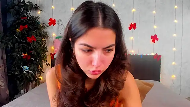 Milana Crystal  online show from 13, 1, 2026