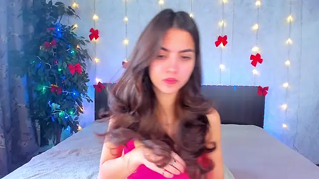 Milana Crystal  online show from 5, 12, 2025