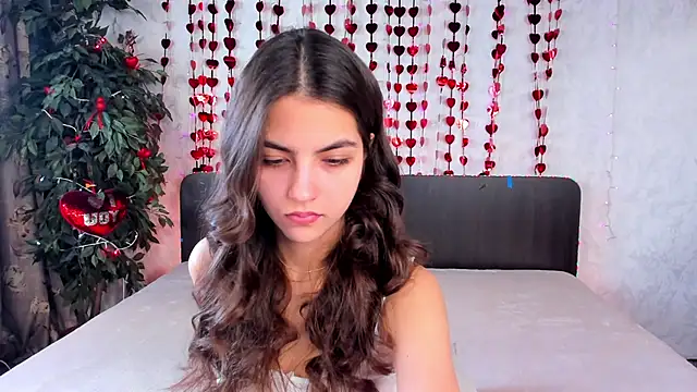 Milana Crystal  online show from 5, 3, 2025