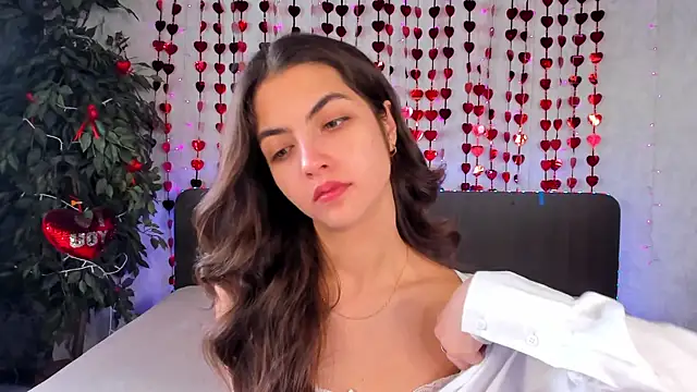 Milana Crystal  online show from 20, 2, 2025