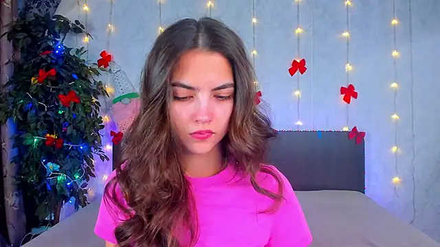 Milana Crystal  online show from 2, 2, 2026