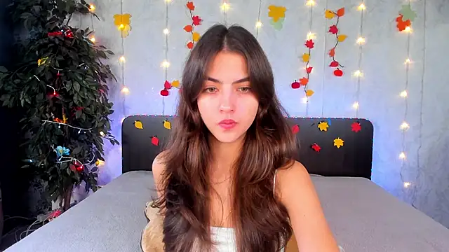 Milana Crystal  online show from 28, 11, 2025