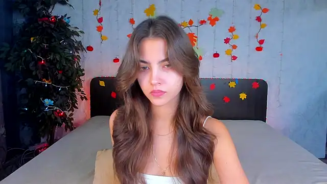 Snapshot of Milana_Crystal_ chatting on 13, 11, 2025 Milana Crystal online show from 13, 11, 2025