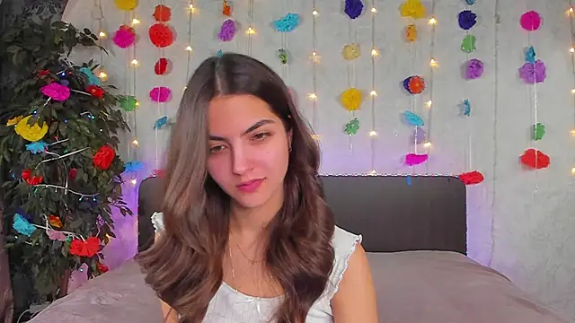 Milana Crystal  online show from 25, 3, 2026