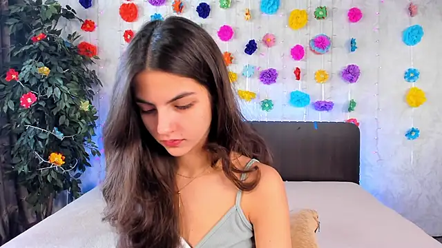 Milana Crystal  online show from 8, 3, 2025