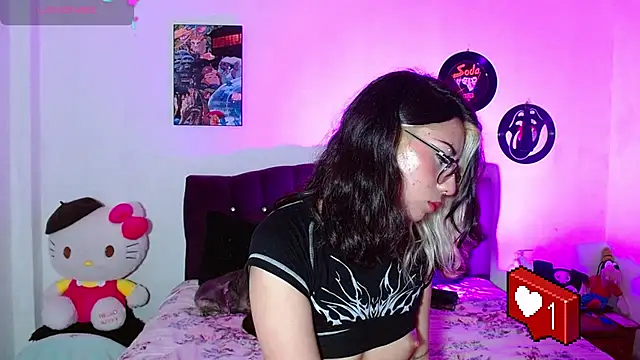 squirt charlott online show from 10, 2, 2025