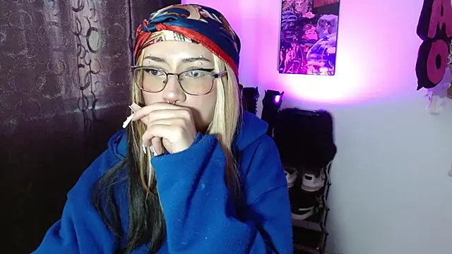 squirt charlott online show from 11, 10, 2025