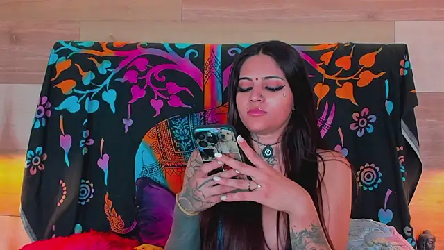 Cori Paige online show from 24, 10, 2025