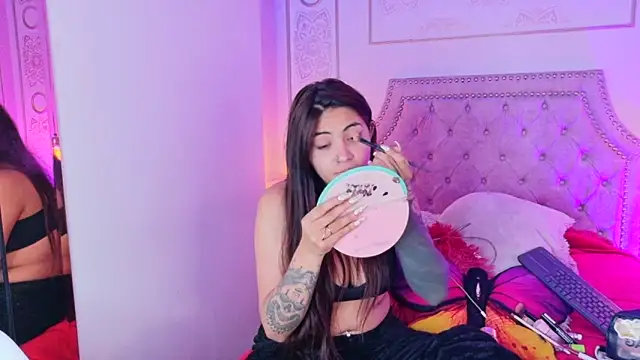 Cori Paige online show from 18, 2, 2026