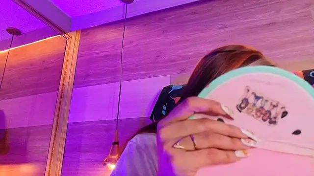 Cori Paige online show from 25, 2, 2026