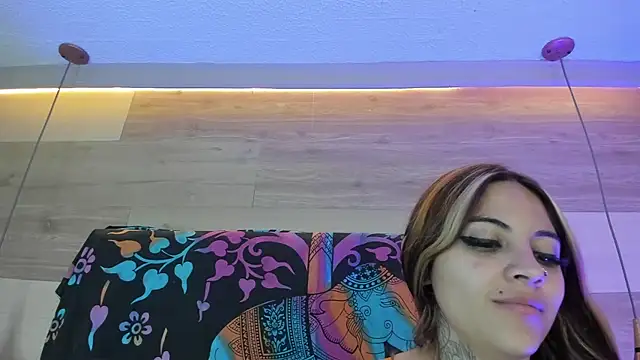 Snapshot of Cori_Paige chatting on 20, 5, 2026 Cori Paige online show from 20, 5, 2026