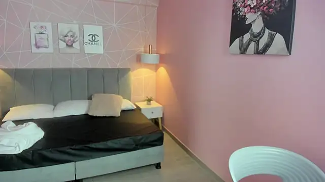 zara  sweet online show from 10, 3, 2026