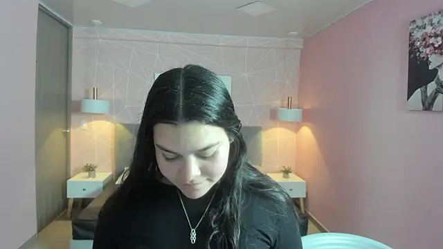 zara  sweet online show from 11, 3, 2026