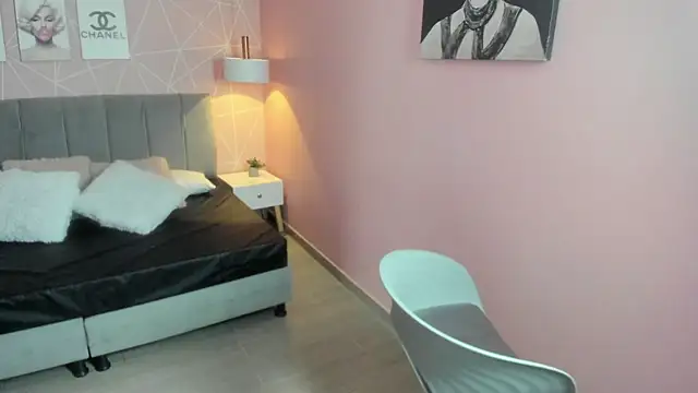 zara  sweet online show from 9, 4, 2026