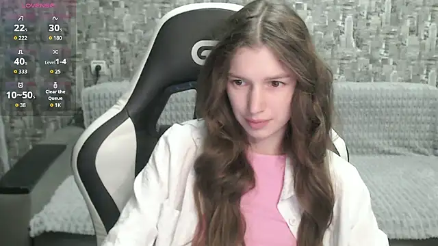 MissMiaCutie online show from 29, 9, 2025