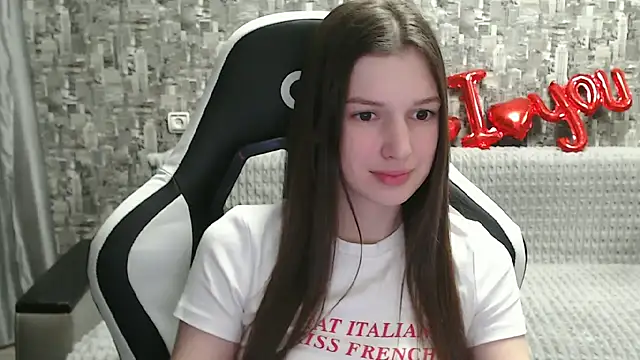 MissMiaCutie online show from 11, 3, 2025