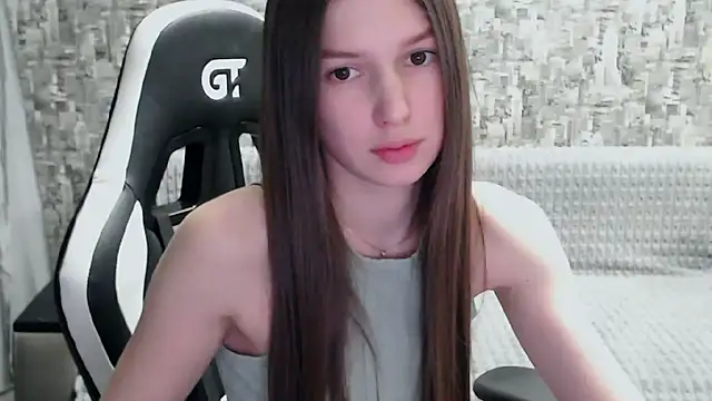 MissMiaCutie online show from 21, 2, 2025