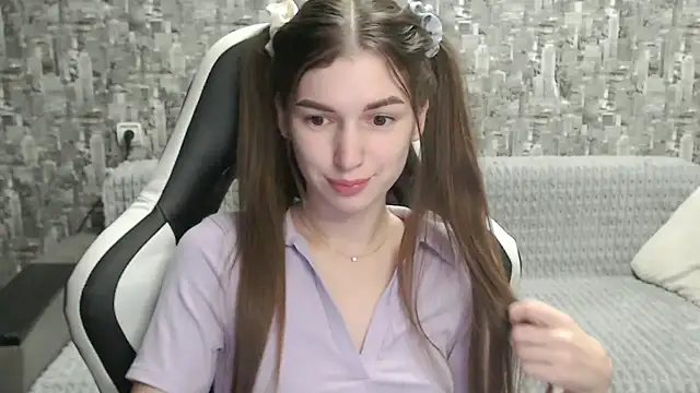 MissMiaCutie online show from 11, 9, 2025