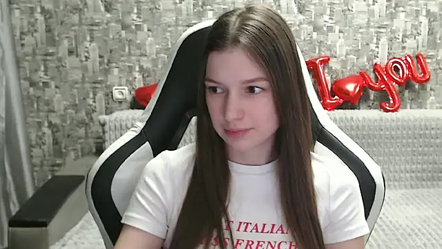 MissMiaCutie online show from 11, 3, 2025